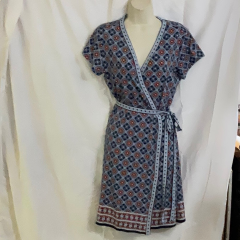 Max Studio Short Sleeve Wrap Dress